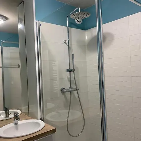 Bel 4 Personnes Balcon, Centre 公寓