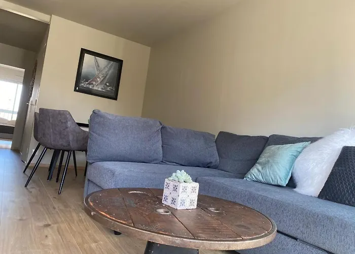 Bel 4 Personnes Balcon, Centre